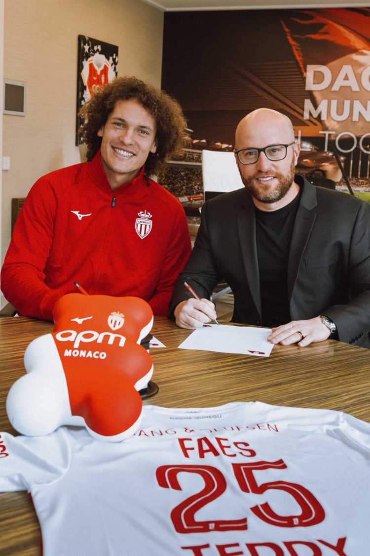 8868体育官网-官方：摩纳哥租借引进莱斯特城后卫法斯，租到赛季结束含买断选项