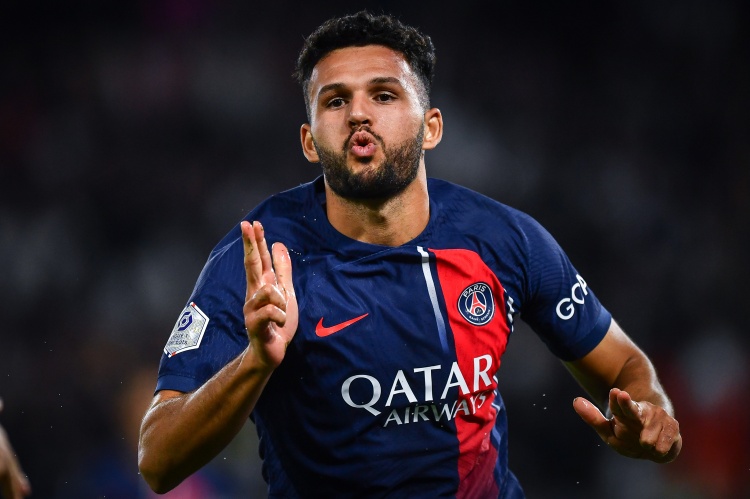 8868体育官网-贡萨洛·拉莫斯：祝贺巴黎FC，但他们一直消极比赛而裁判听之任之