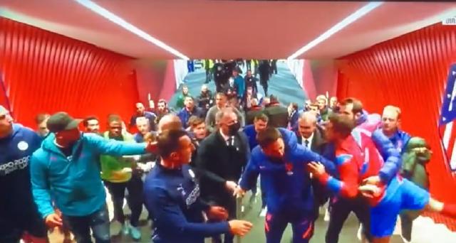 8868体育-马竞曼城通道冲突因何而起：沃克才是“罪魁祸首”？