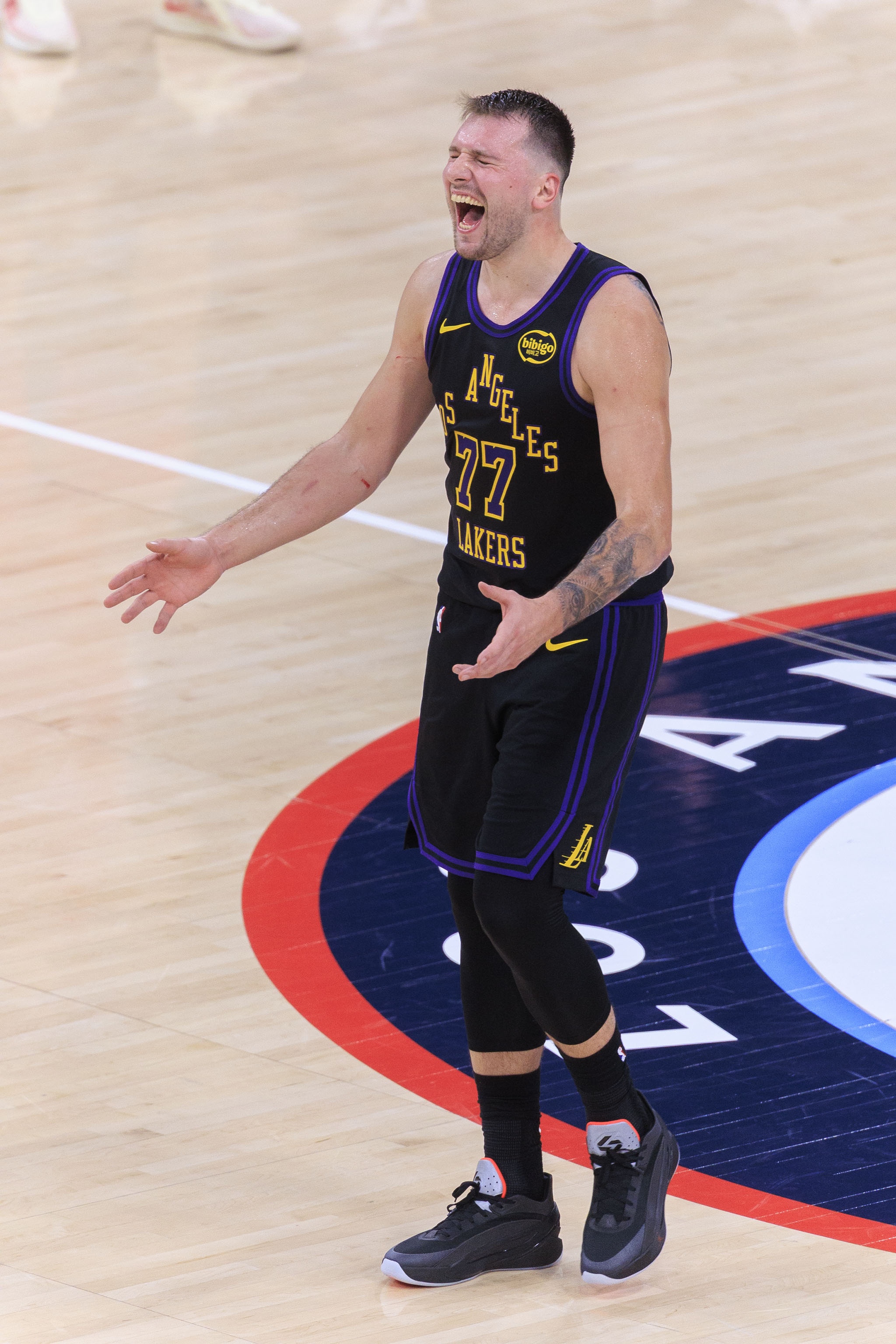 8868体育官网-里程悲！东契奇常规赛生涯助攻数突破4000大关